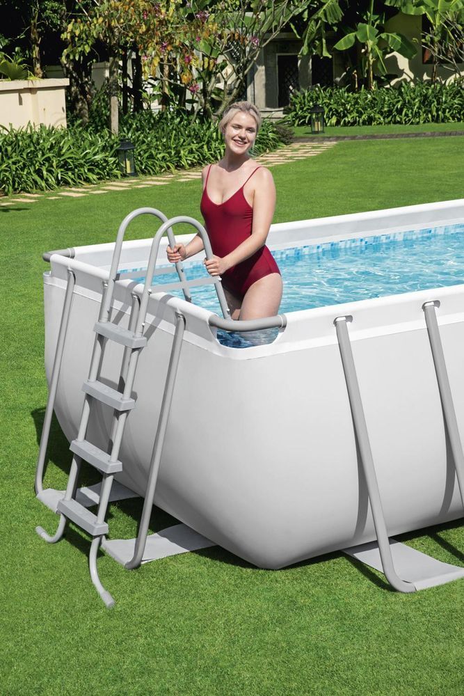 Прямоугольный каркасный бассейн Bestway 56465 Power Steel Frame Pool (549х274х122 см)